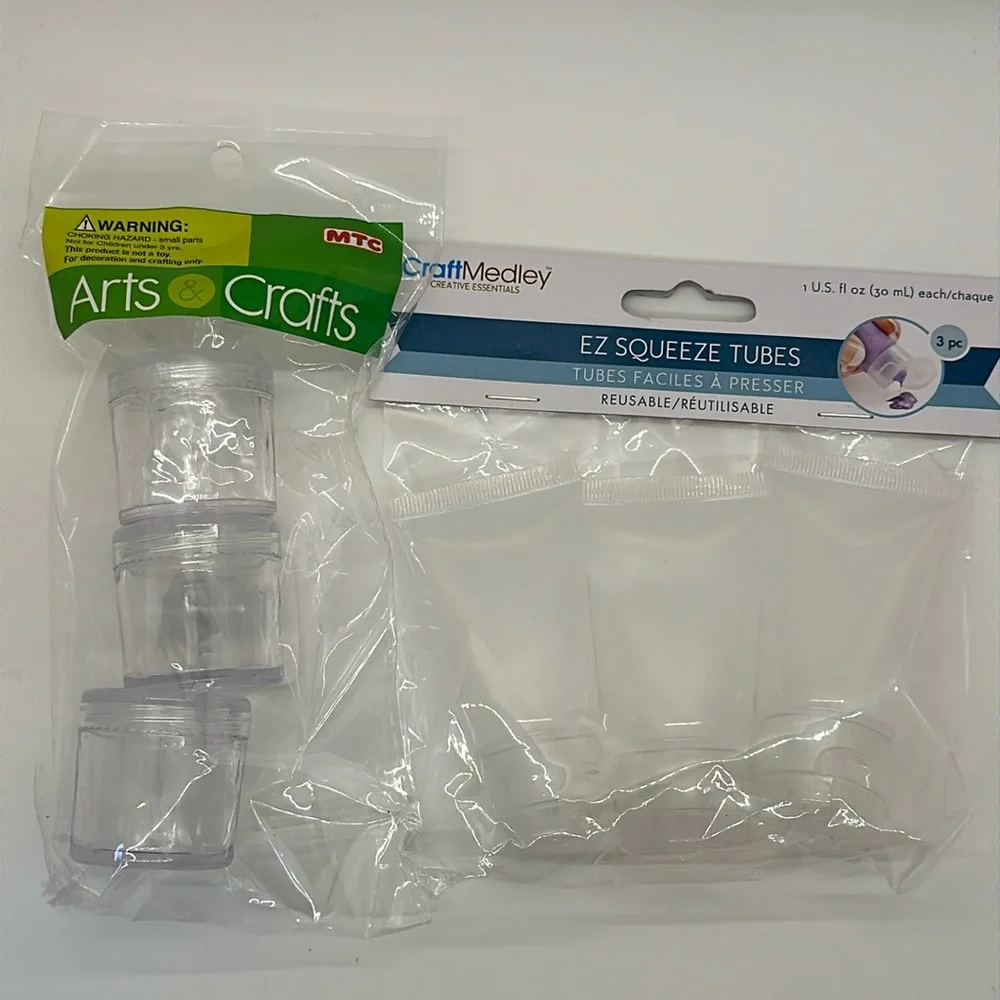 🐼 3/$25 reusable plastic containers for craft or travel